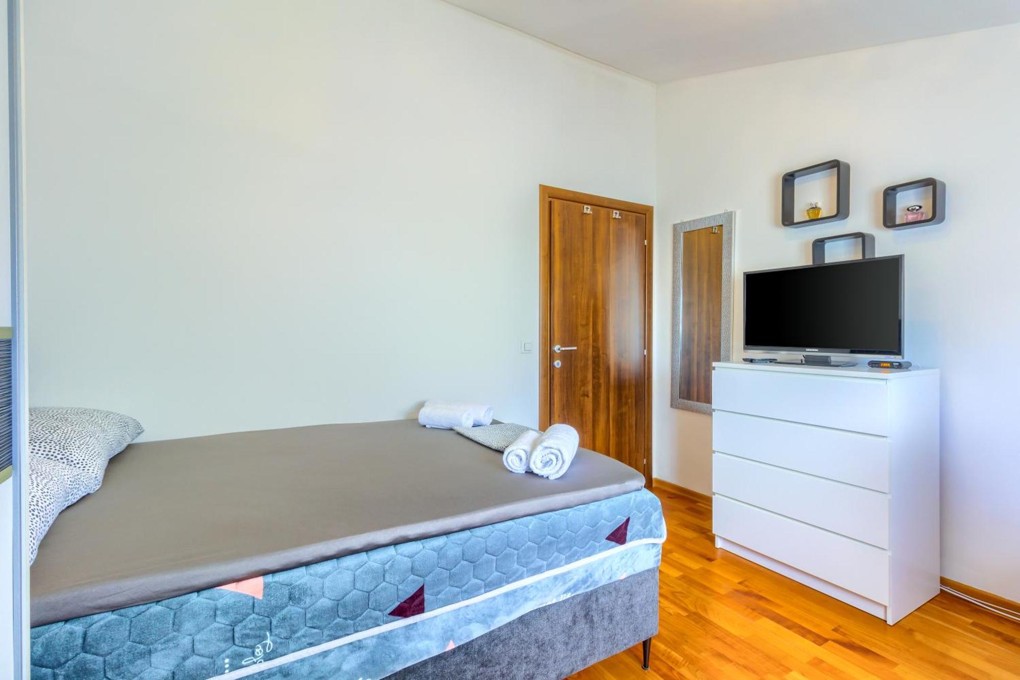 Apartments Zara Bagian luar foto