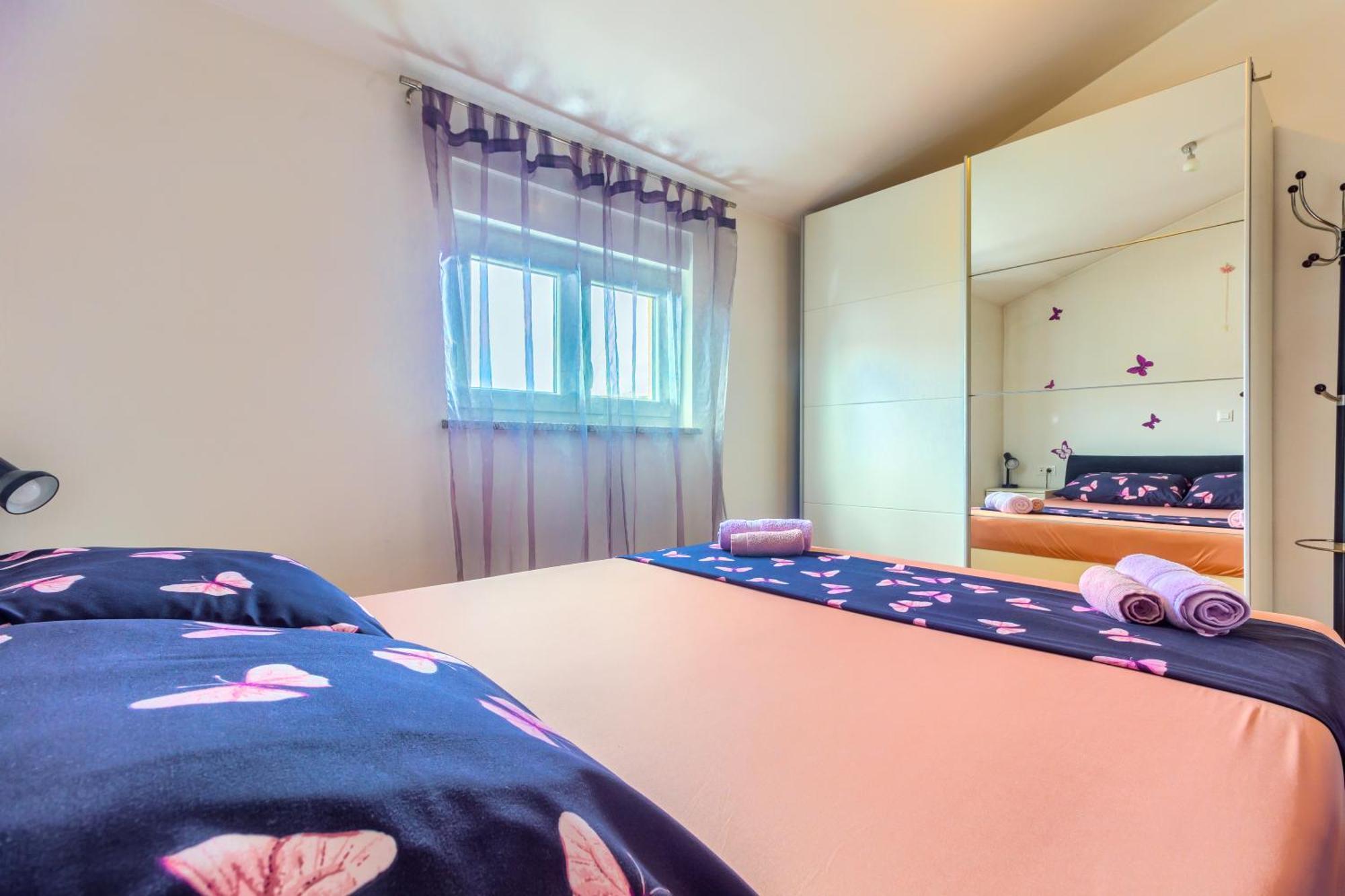 Apartments Zara Bagian luar foto